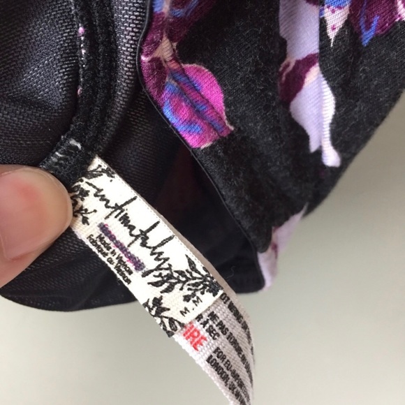 Free People Off Shoulder Floral Print Halter Neck Crop Top Size Medium - Picture 3 of 9